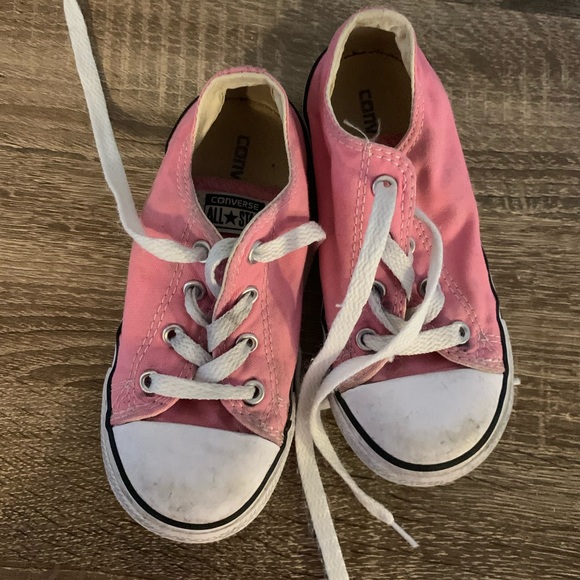 Pink toddler low top converse classic - Picture 2 of 5